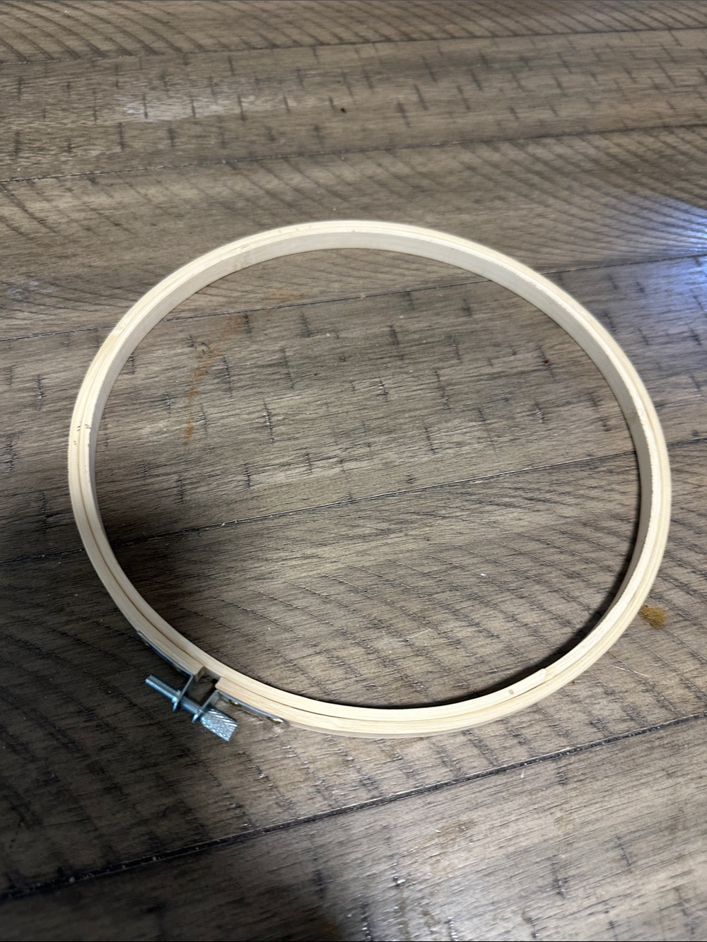 Bamboo Embroidery Hoop with Metal Screw - Natural
